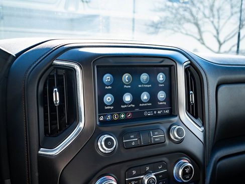 Used 2023 GMC Sierra 2500 AT4 w/ Gooseneck/5TH Wheel Package image 31