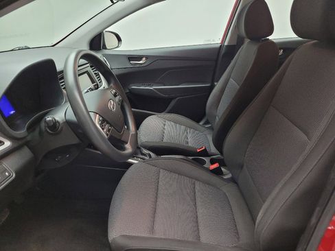 Used 2021 Hyundai Accent SE image 17