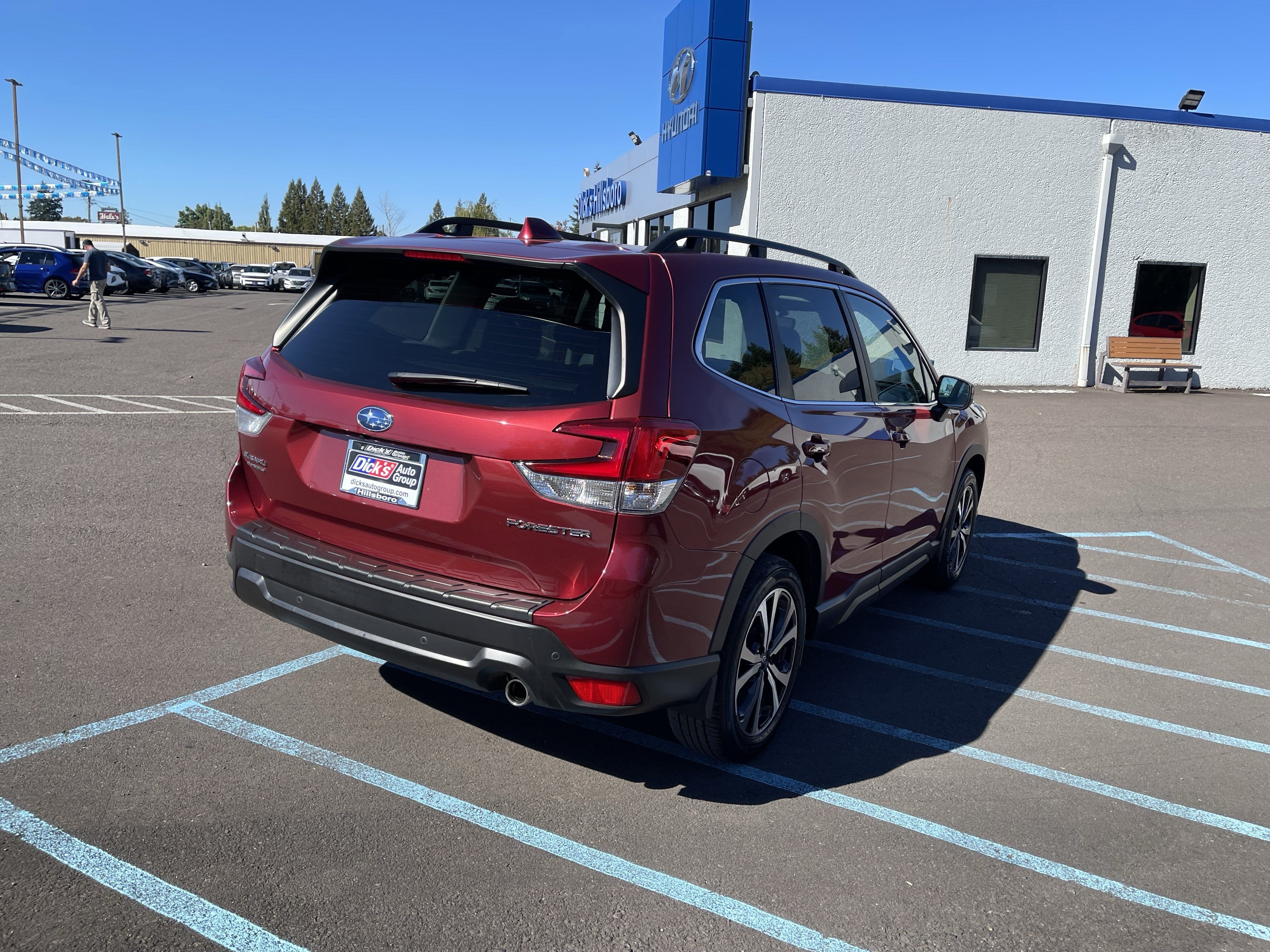 Used 2023 Subaru Forester Limited w/ Popular Package #2 AWD/4WD image 5