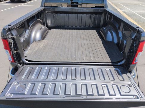 Used 2022 RAM 1500 Big Horn AWD/4WD image 31