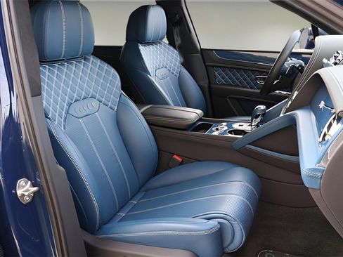 Certified 2023 Bentley Bentayga image 26
