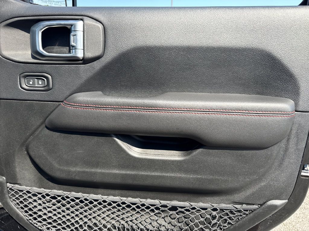 Used 2019 Jeep Wrangler Unlimited Rubicon AWD/4WD image 15