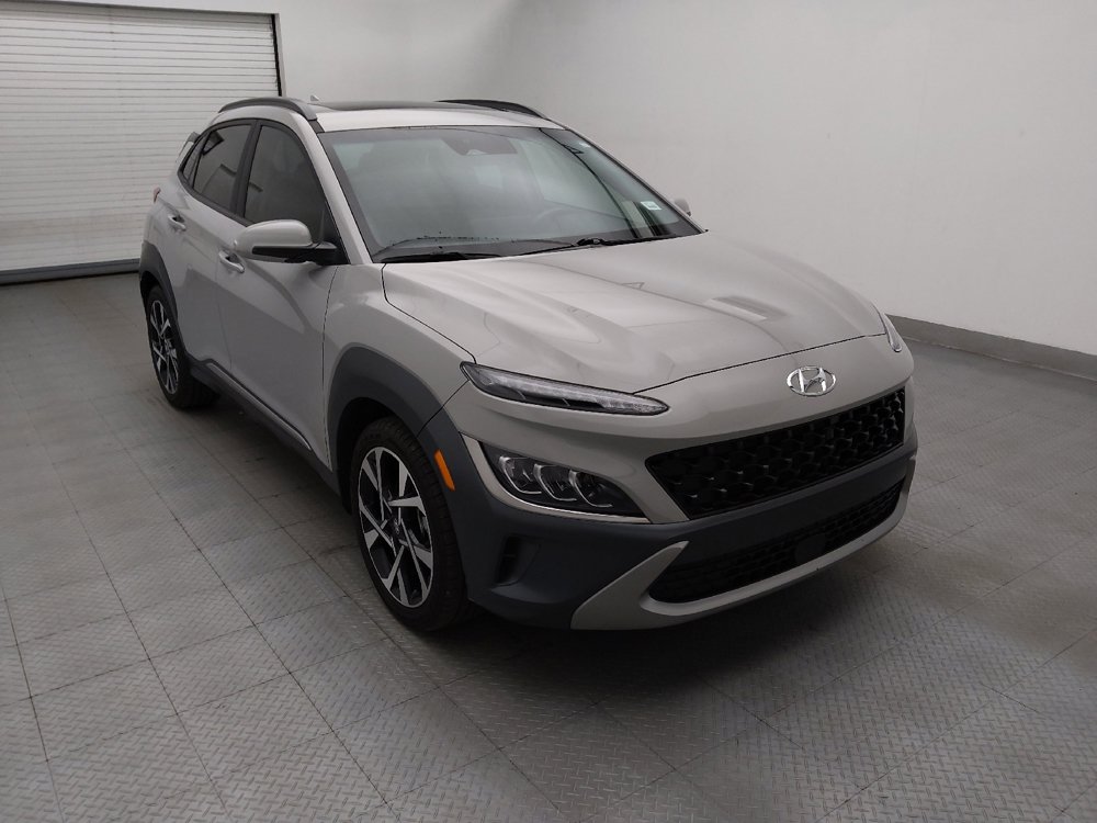 Used 2023 Hyundai Kona Limited FWD image 13