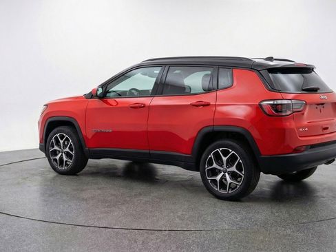 Used 2025 Jeep Compass Limited AWD/4WD image 6