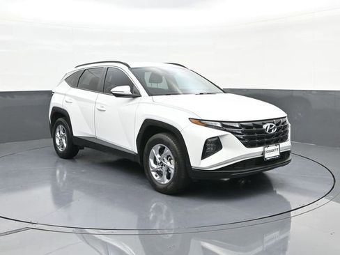 Used 2023 Hyundai Tucson SEL AWD/4WD image 22