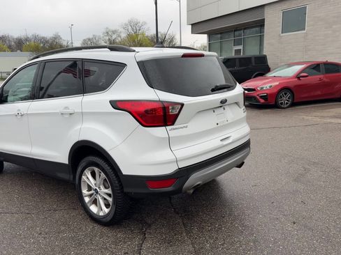 Used 2019 Ford Escape SEL AWD/4WD image 8