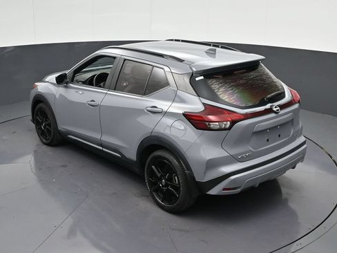 Used 2022 Nissan Kicks SR w/ Premium Package FWD image 19
