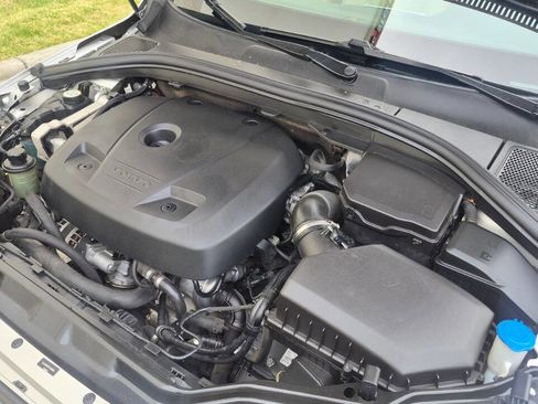 Used 2015 Volvo XC60 T5 Platinum image 67