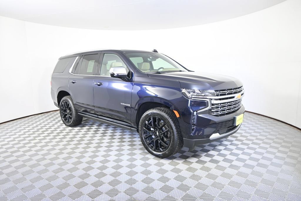 Used 2024 Chevrolet Tahoe Premier w/ Premium Package AWD/4WD image 9