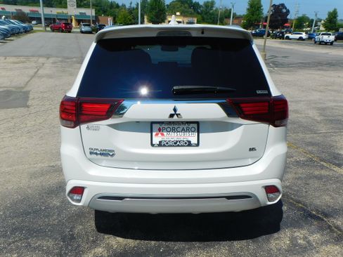 Used 2022 Mitsubishi Outlander SEL image 6