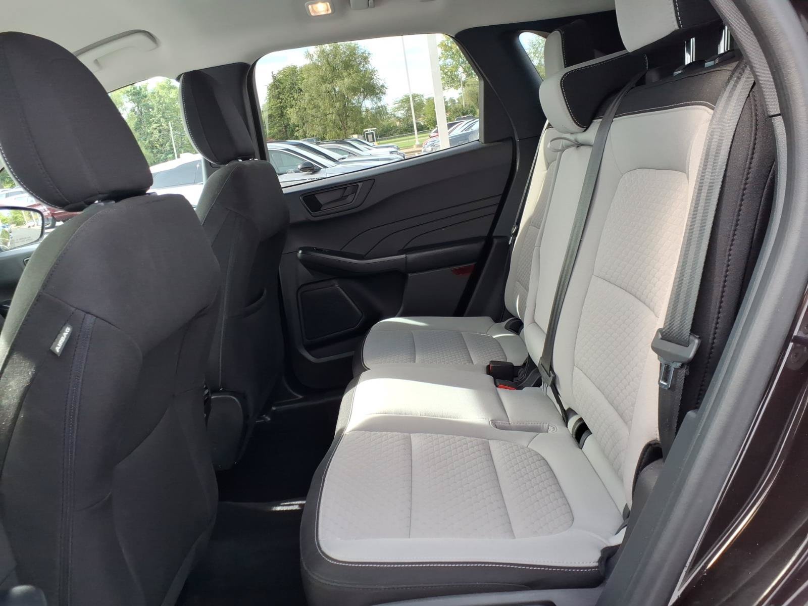 Certified 2023 Ford Escape Active AWD/4WD image 9