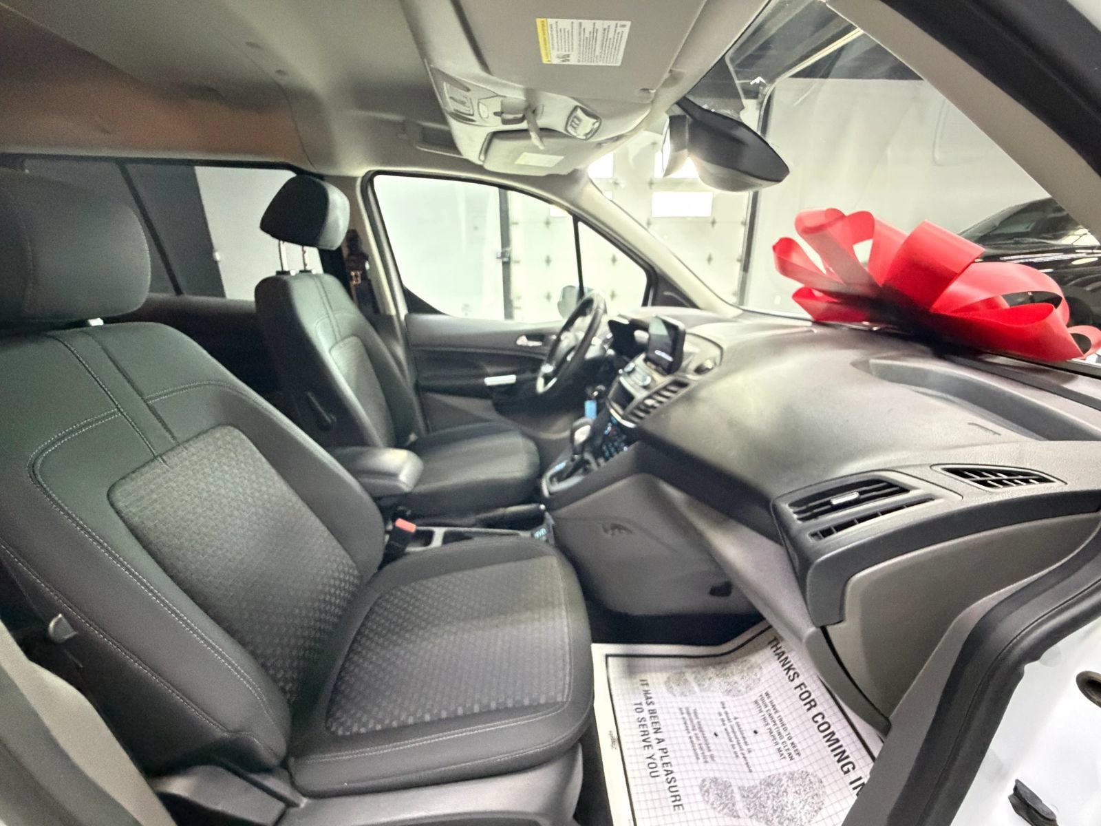 Used 2020 Ford Transit Connect XLT FWD image 30