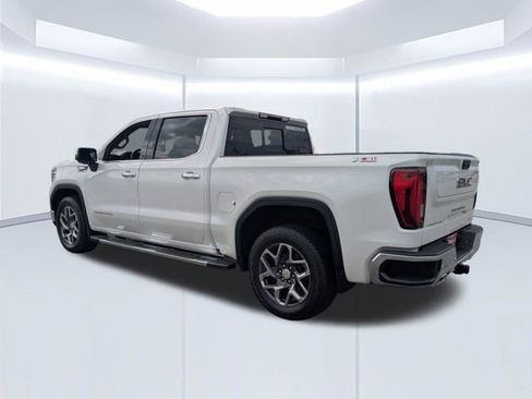 Used 2023 GMC Sierra 1500 SLT w/ SLT Premium Plus Package AWD/4WD image 6