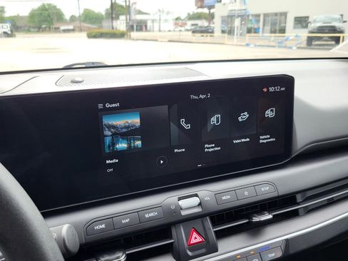 Used 2025 Kia K4 LXS image 25