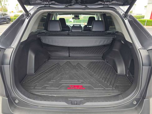 Certified 2020 Toyota RAV4 TRD Off-Road AWD/4WD image 16