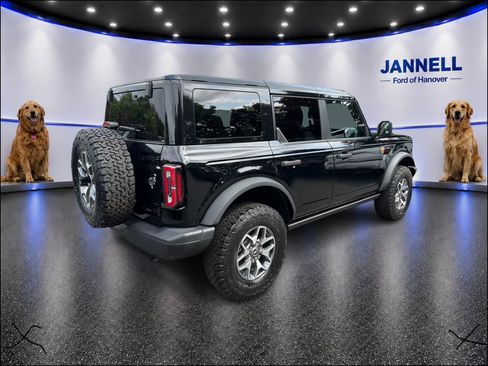 Used 2025 Ford Bronco Badlands AWD/4WD image 6