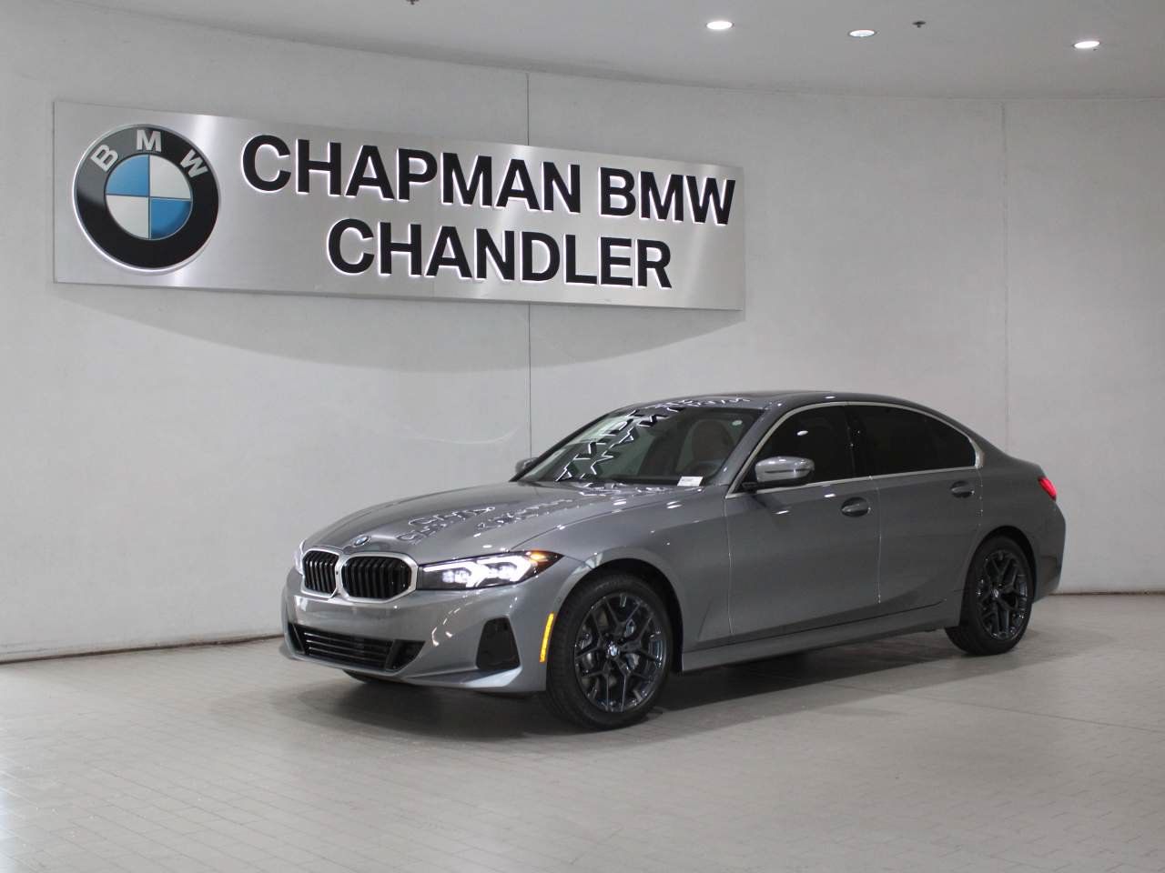 Used 2026 BMW 330i Sedan RWD image 1