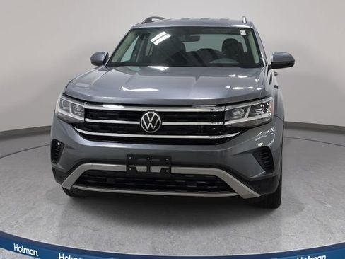 Used 2023 Volkswagen Atlas SE w/ Black Wheel Package AWD/4WD image 3
