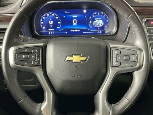 Used 2022 Chevrolet Tahoe LT w/ Luxury Package image 8