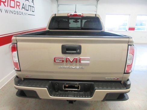 Used 2021 GMC Canyon AT4 image 13