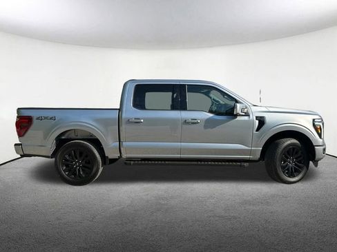 Used 2025 Ford F150 Lariat AWD/4WD image 16