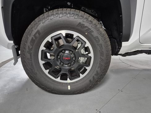 New 2025 Toyota Tacoma TRD Off-Road image 13