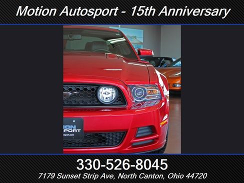 Used 2013 Ford Mustang GT Premium w/ Security Pkg RWD image 6