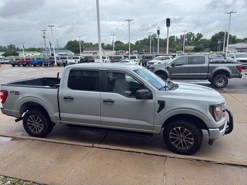 Used 2023 Ford F150 XL w/ Trailer Tow Package AWD/4WD image 4