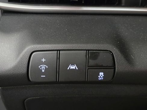 Used 2023 Hyundai Elantra SEL w/ Convenience Package image 24