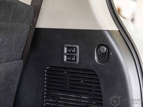 Used 2019 Nissan Armada Platinum AWD/4WD image 21