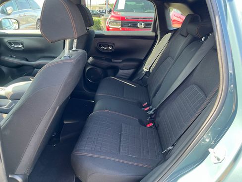 Certified 2025 Honda HR-V Sport image 21