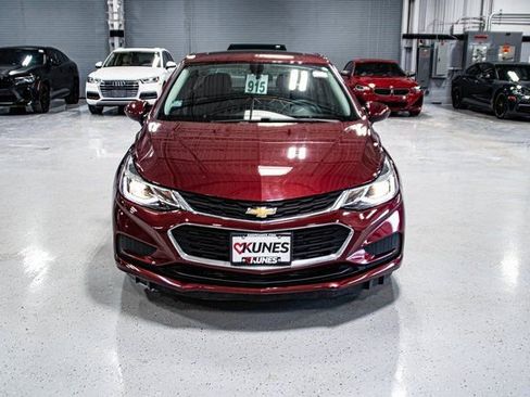 Used 2016 Chevrolet Cruze LT w/ Sun And Sound Package image 3