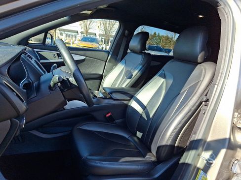 Used 2016 Lincoln MKX Premiere image 24