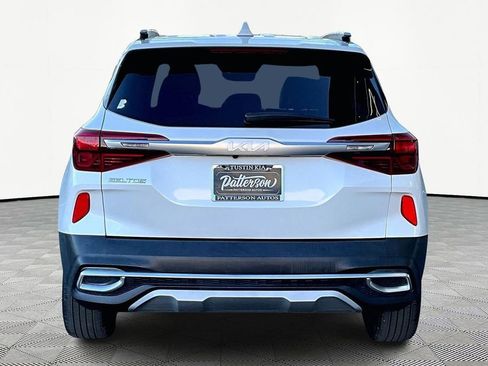 Used 2023 Kia Seltos EX image 4