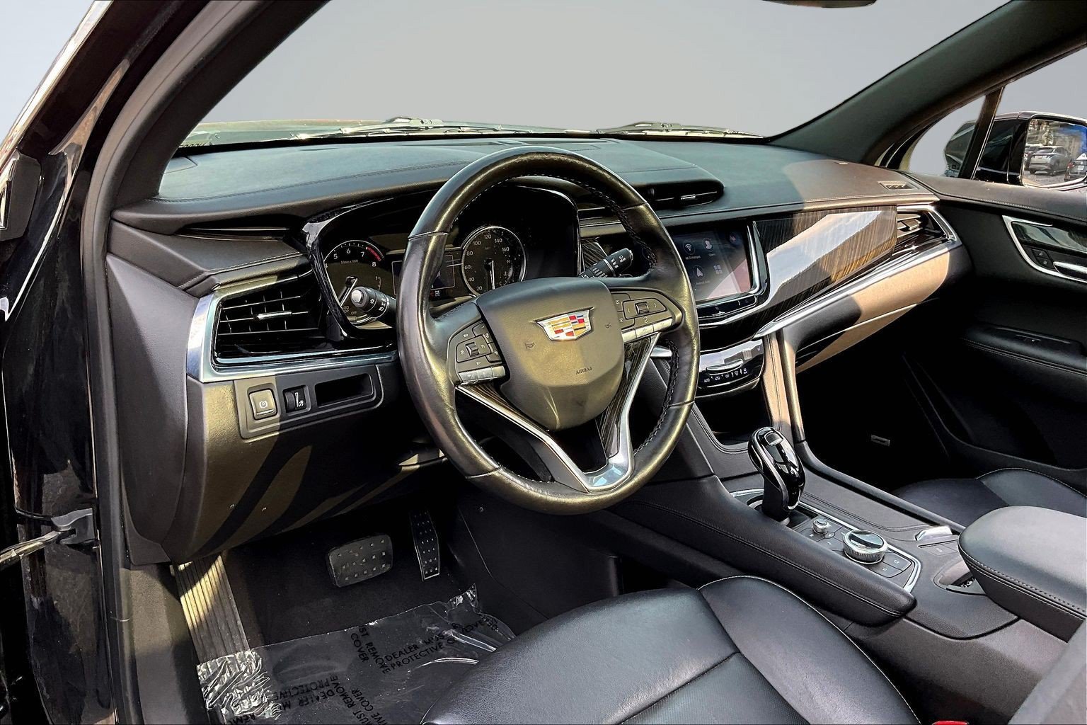 Used 2020 Cadillac XT6 Premium Luxury AWD/4WD image 14