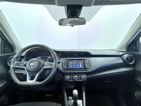 Used 2022 Nissan Kicks S image 21