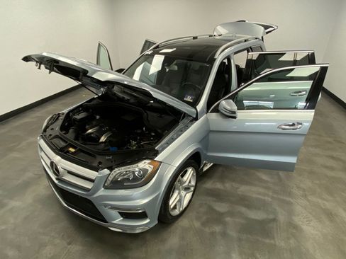 Used 2015 Mercedes-Benz GL 550 4MATIC image 50