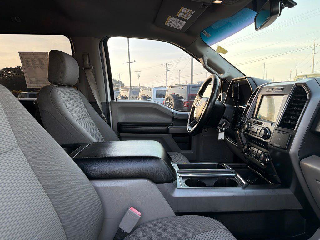 Used 2018 Ford F150 XLT w/ Equipment Group 302A Luxury AWD/4WD image 24