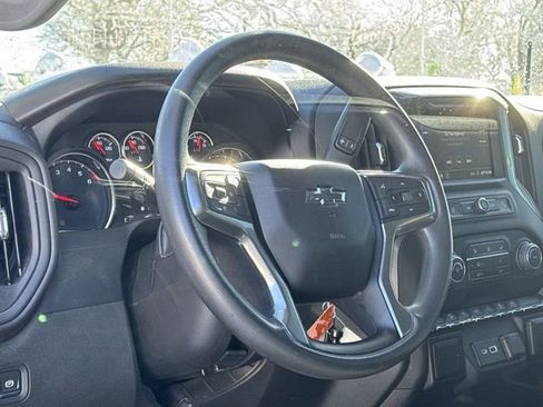 Used 2022 Chevrolet Silverado 1500 Custom Trail Boss w/ Safety Confidence Package image 30