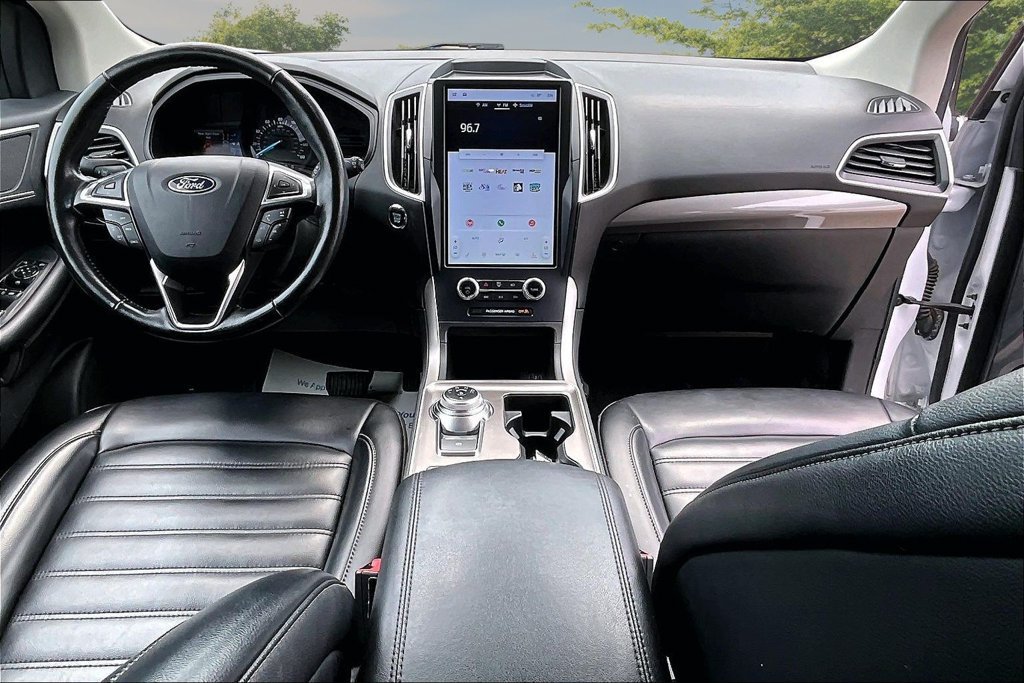 Used 2023 Ford Edge SEL AWD/4WD image 16