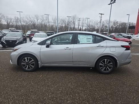 New 2025 Nissan Versa SV w/ Trunk Package image 4