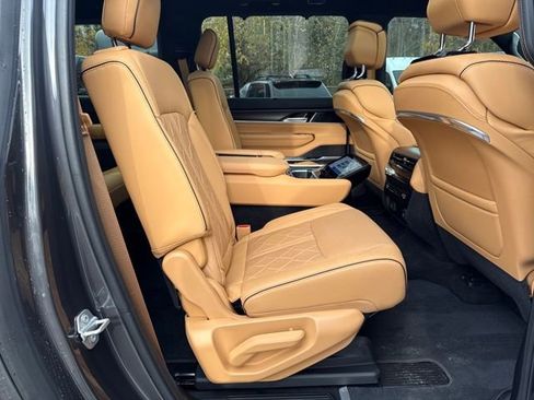 Used 2025 Jeep Grand Wagoneer L Series III w/ Quick Order Packagew 28T image 10