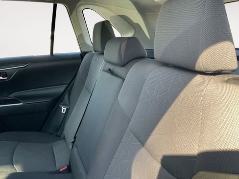 Used 2023 Toyota RAV4 XLE image 29