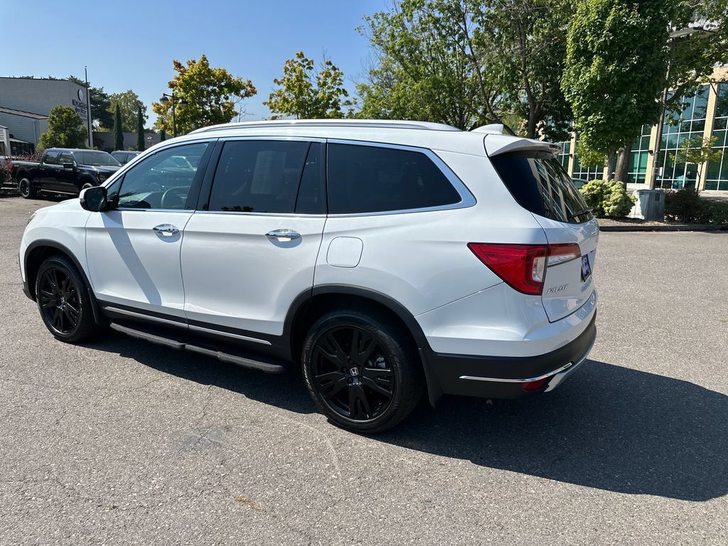 Used 2022 Honda Pilot Touring image 4