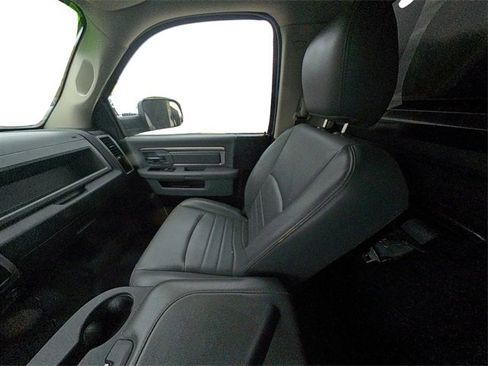 Used 2017 RAM 5500 Tradesman w/ Power & Remote Entry Group image 24