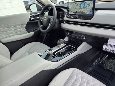 New 2026 Mitsubishi Outlander SEL AWD/4WD image 6
