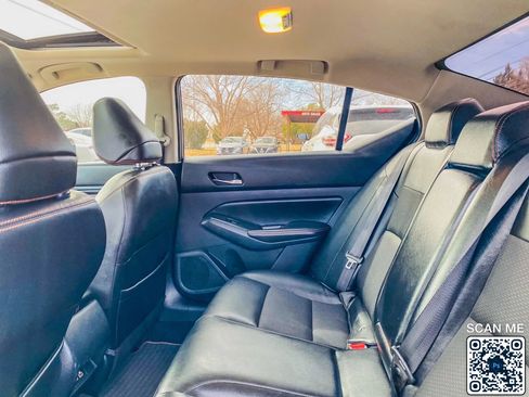 Used 2020 Nissan Altima 2.5 SR w/ Premium Package image 29