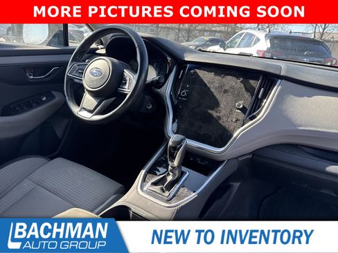 Used 2022 Subaru Outback Premium image 6