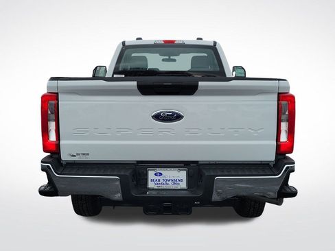 New 2026 Ford F250 XL w/ FX4 Off-Road Package image 7