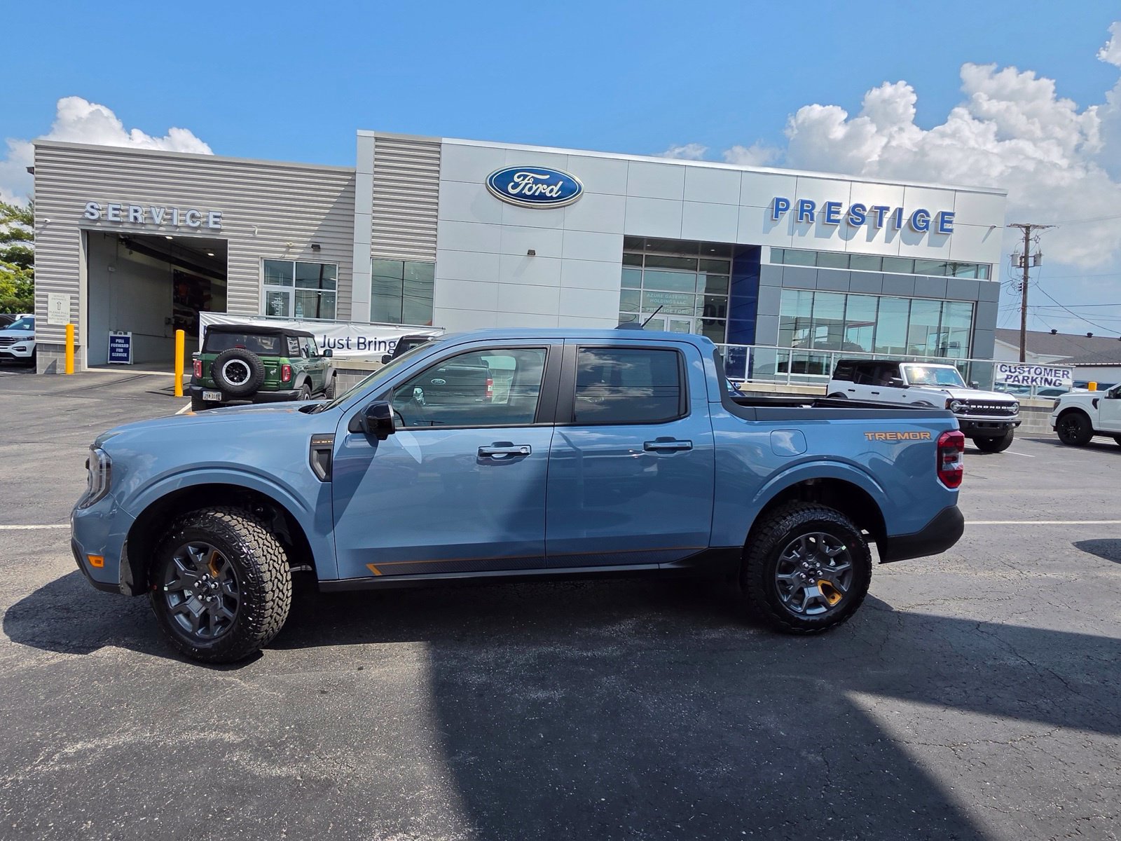 New 2026 Ford Maverick Tremor AWD/4WD image 3
